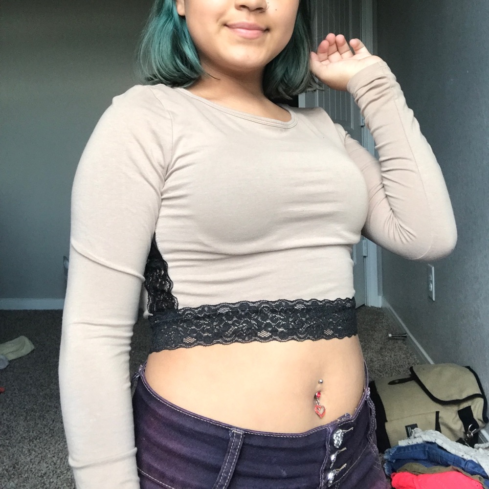 FOREVER 21 Nude crop top